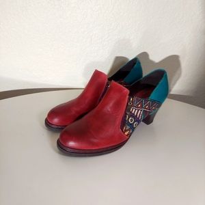 Socofly Maroon & Turquoise Leather Round Toe Heeled Shoes